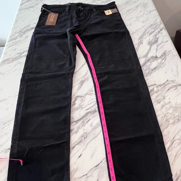 34 Heritage - Courage Mid Rise Straight 35W 33L - Black Cord - (Inv 52)